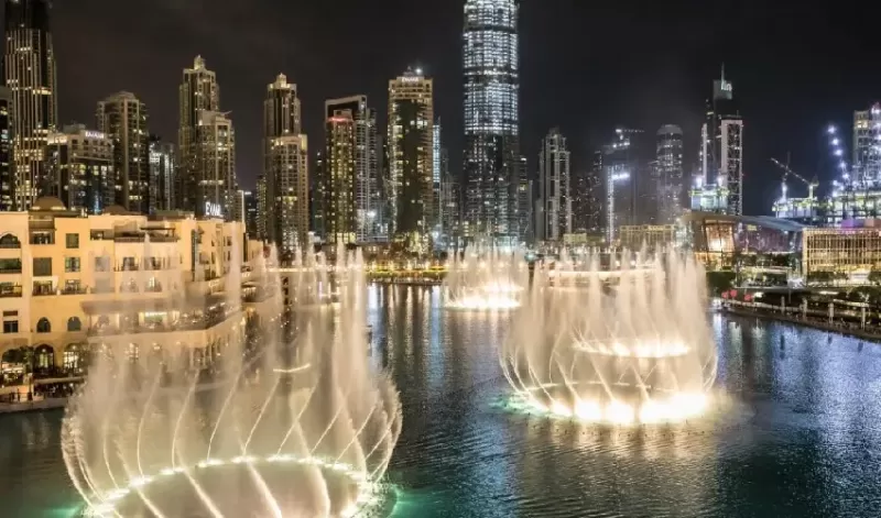 cosa vedere a Dubai di notte fontane e Dubai Mall