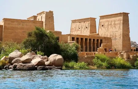 Escursioni Assuan tra templi antichi e paesaggi del Nilo