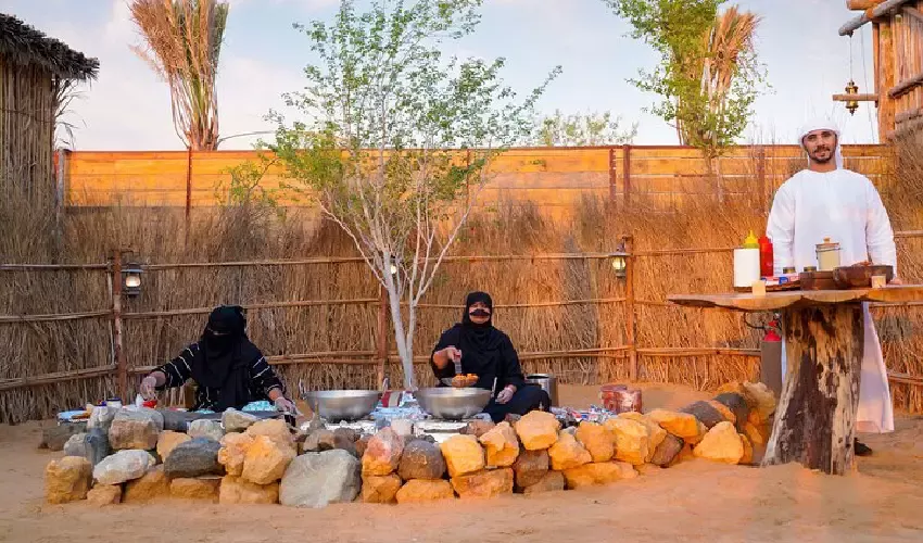 Desert Excursion Abu Dhabi: Enjoy the Bedouin camp 