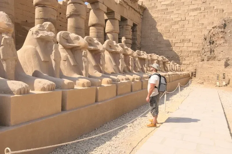 Luxor da Marsa Alam in giornata – tour dei templi e Valle dei Re