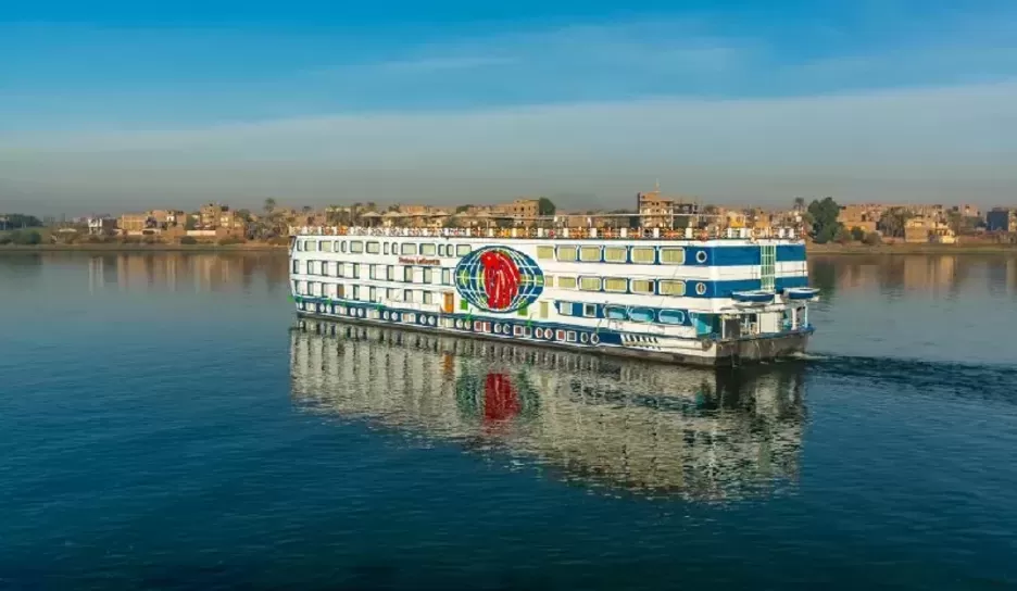 Nile Cruise Ship : Luxurious Voyage Through Ancient Egypt