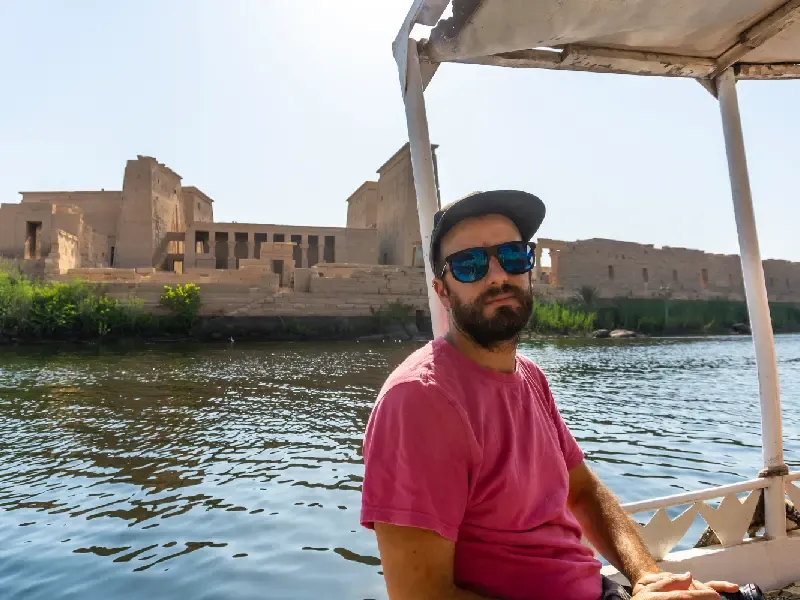 Passeggiata in barca verso l’isola del Tempio di Philae – tour Aswan