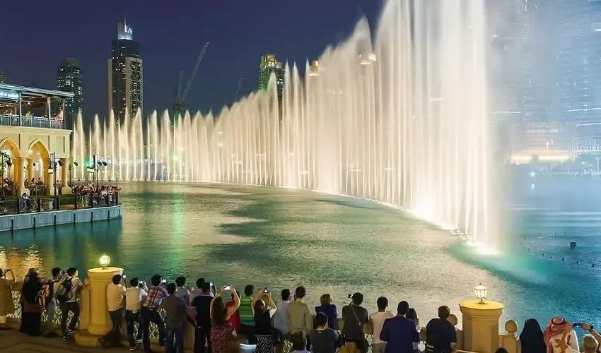 Dubai travel itinerary – Dubai Mall and Fountain show