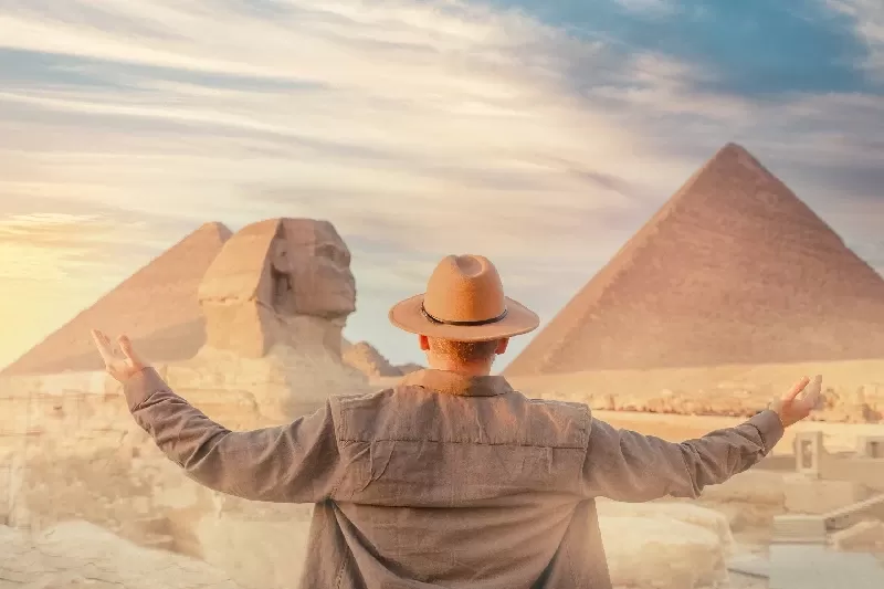 Egypt 4 day tour : Explore Pyramids & Cairo Highlights