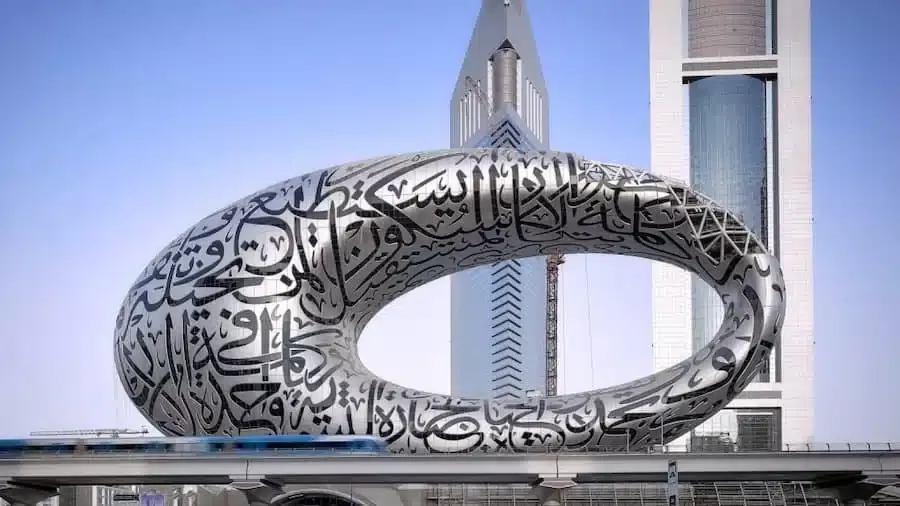 Tour Dubai antica e moderna al Museo del Futuro