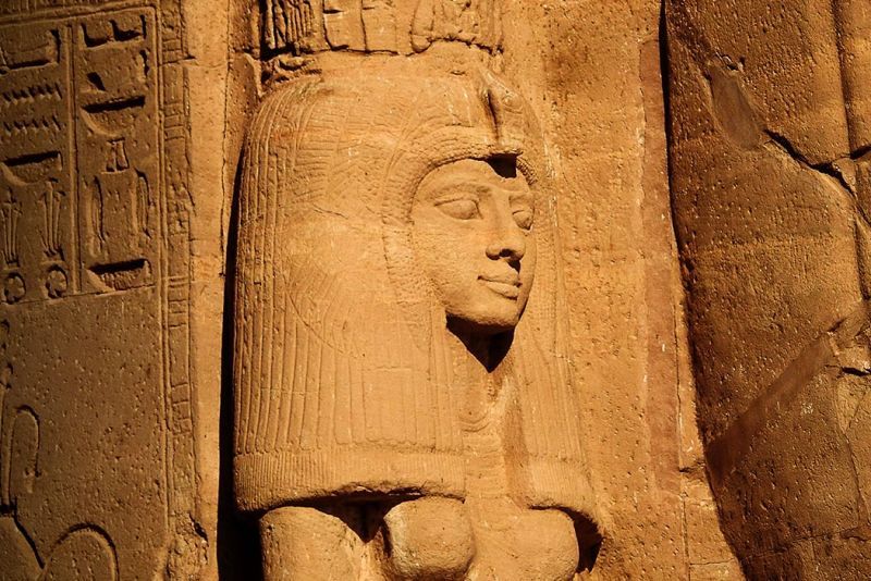 Tour aereo da Assuan ad Abu Simbel: i templi scolpiti nella roccia