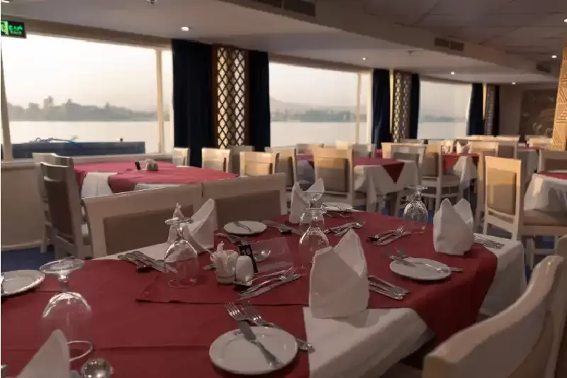 Ristorante raffinato sulla Crociera Crown I