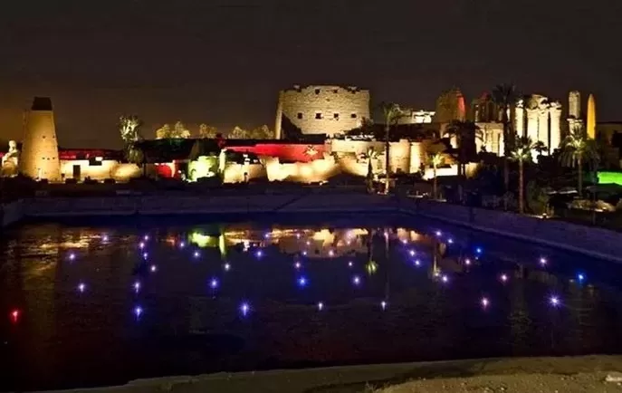 Spettacolo suoni e luci a Karnak: luci e magia sul Nilo