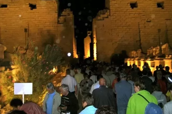 Spettacolo suoni e luci a Karnak: notte faraonica unica