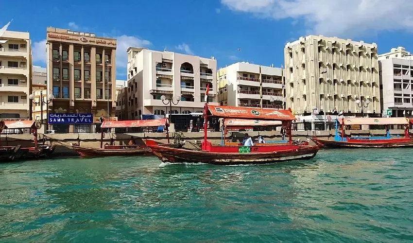 Dubai old town tour – discover Al Fahidi & Dubai Creek