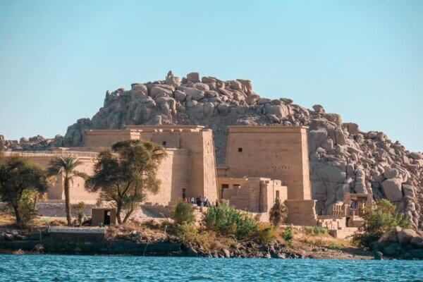 Crociera Assuan Luxor con visita al Tempio di Philae