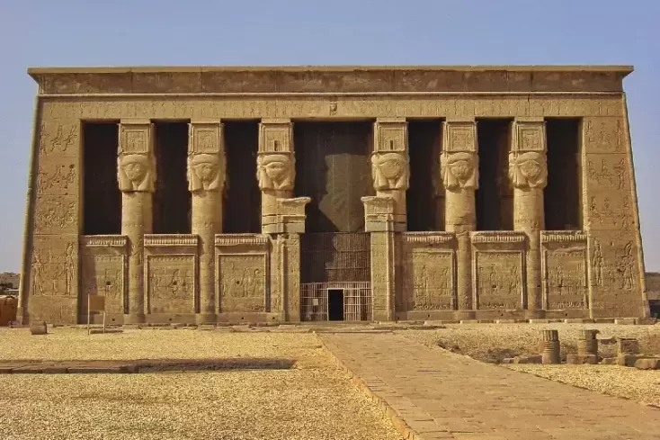 Tour al Tempio di Dendera: scopri il santuario di Hathor