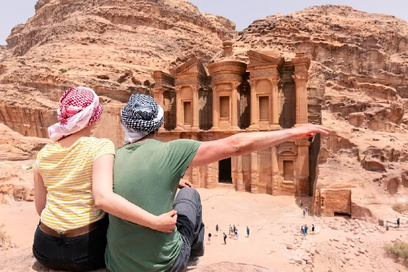 Escursione da Sharm a Petra, la città rosa dei Nabatei