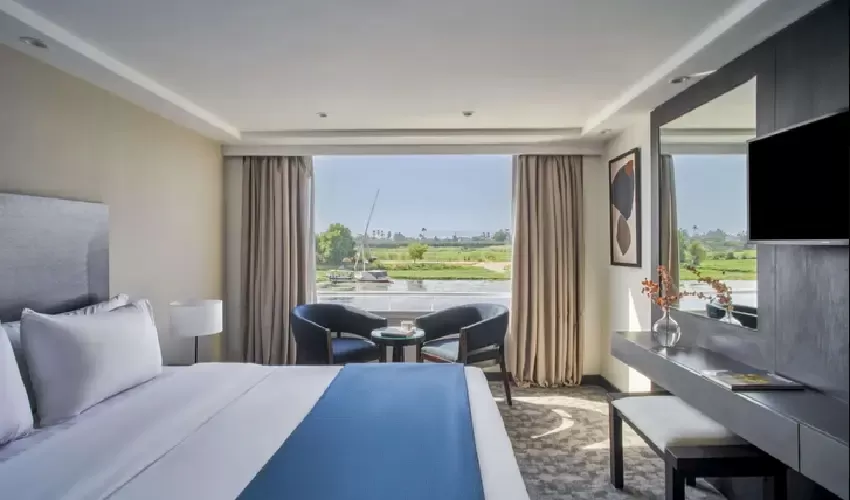 Luxor Aswan Nile Cruise : Stunning Views from Your Cabin