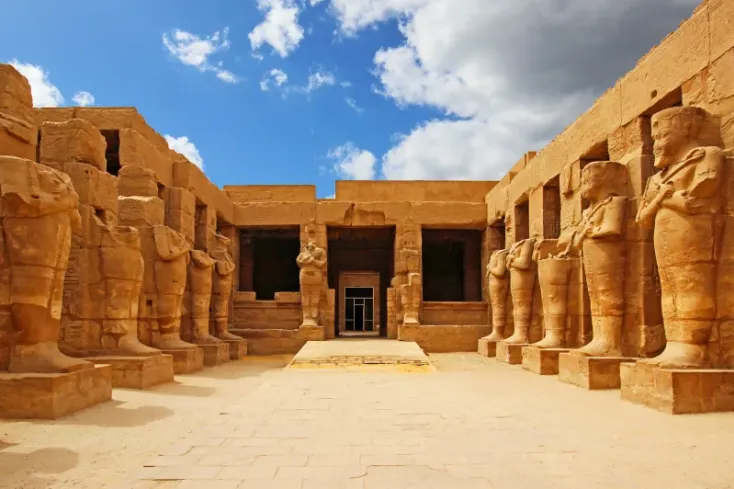Tour Luxor da Assuan: colonne monumentali di Karnak