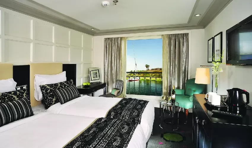 Luxor and Aswan Nile Cruise : Luxury Cabin 