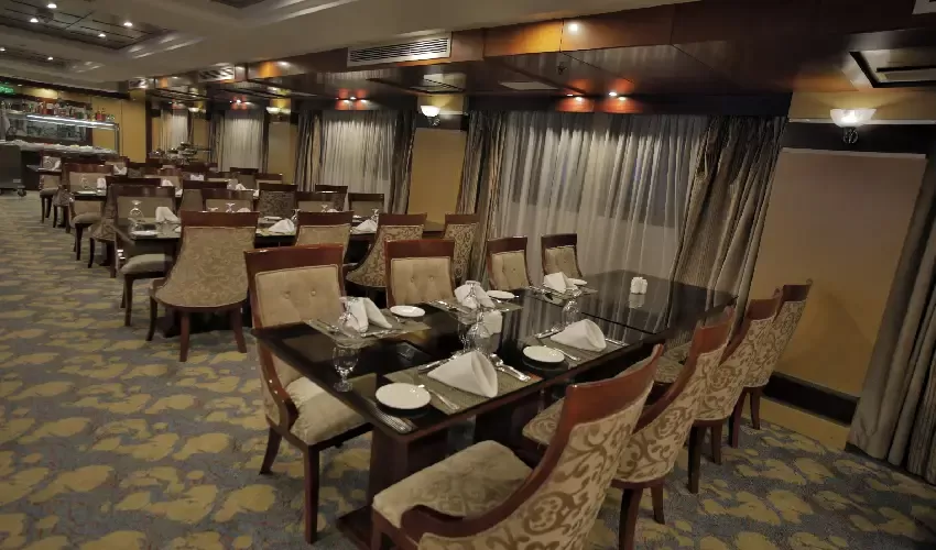 Blue Shadow Nile Cruise – Dine in style with panoramic views