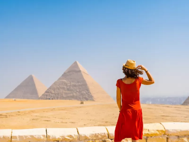 Vivi la magia delle iconiche Piramidi di Giza